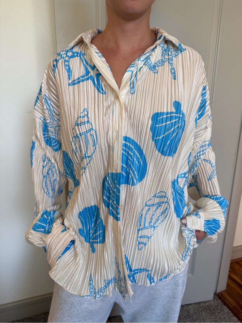 Ivory Shell-Print Button-Down Shirt in Blue